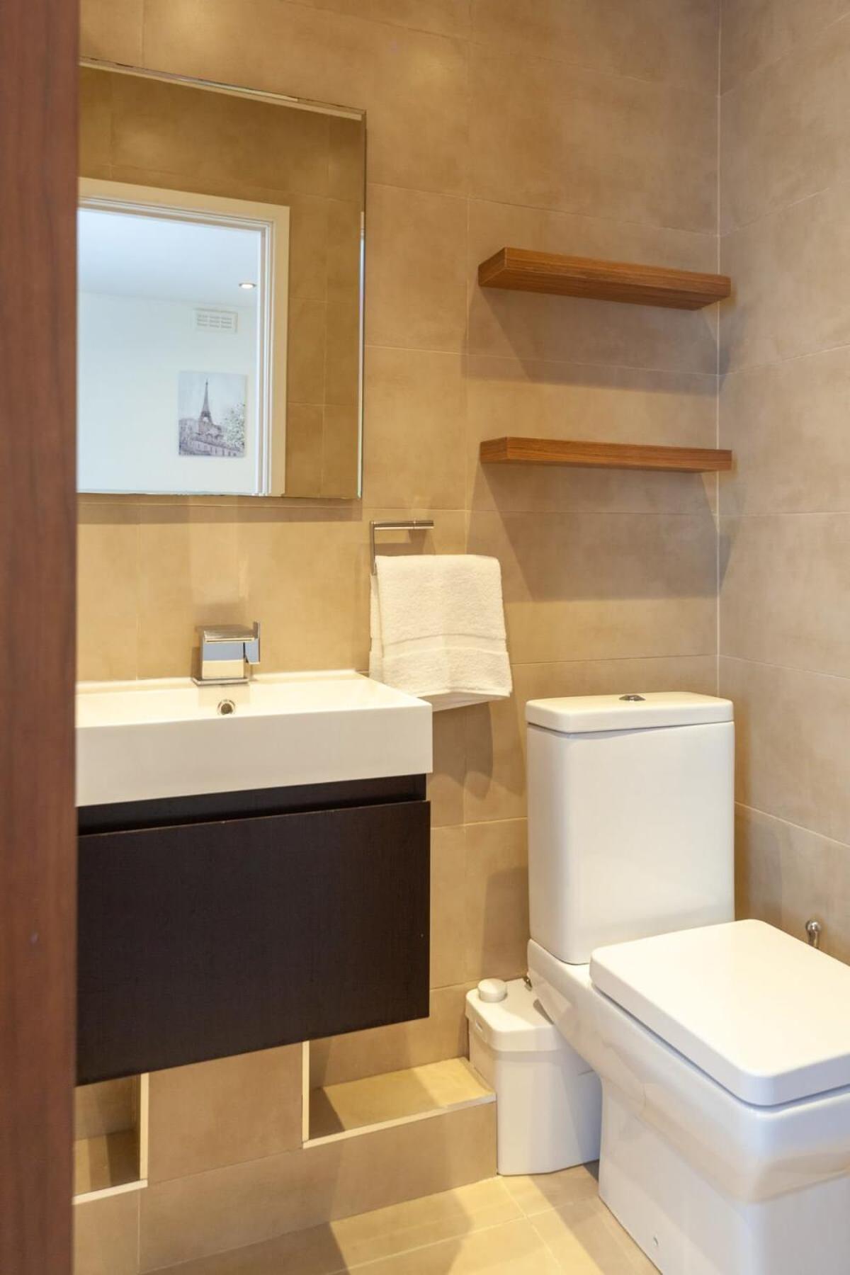 Spacious 2 Bedroom Maisonette In Stratford 伦敦 外观 照片